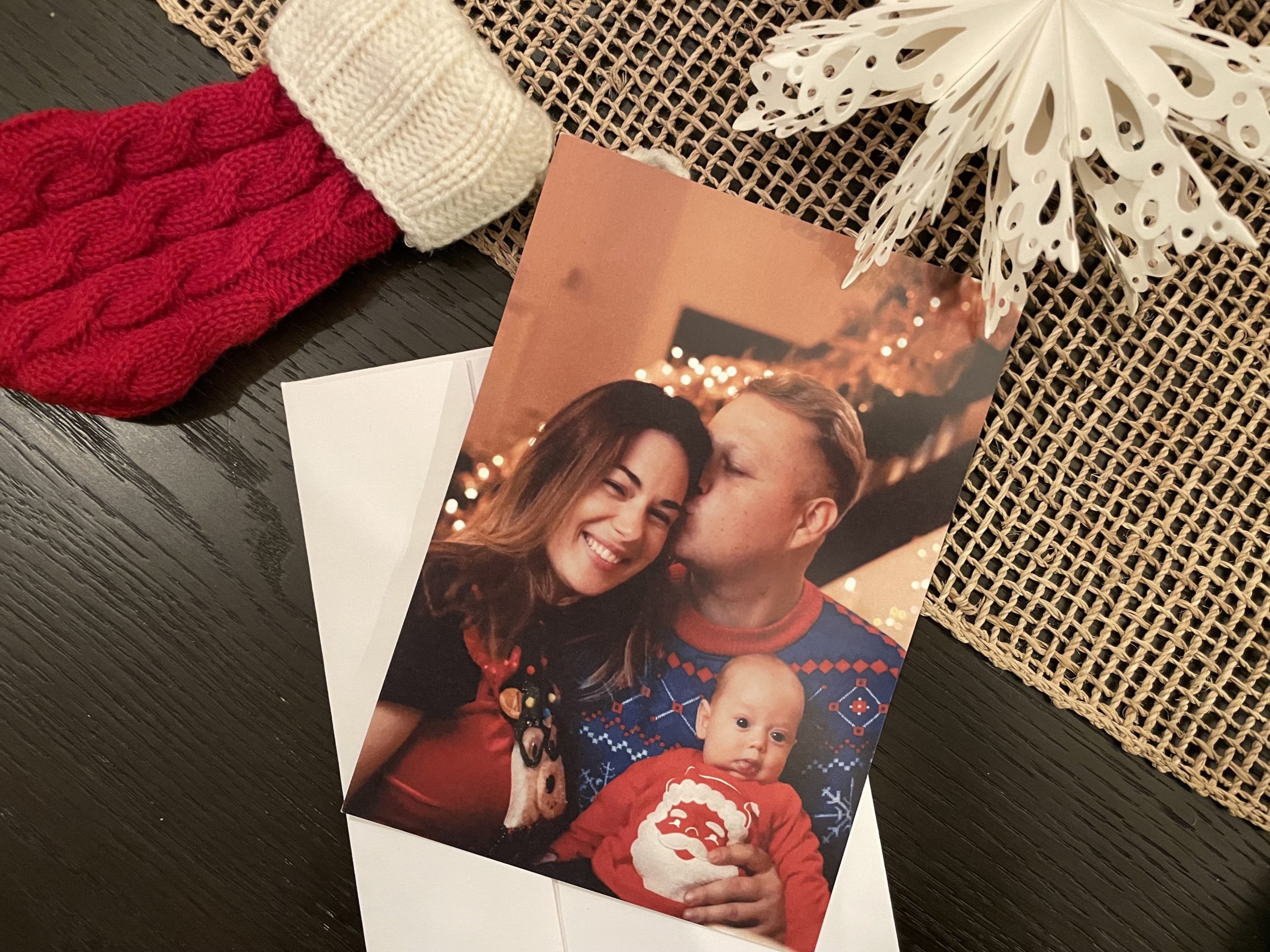 The Ultimate AR Gift Guide: 5 Ways to Augment Your Gift-Giving This Holiday Season