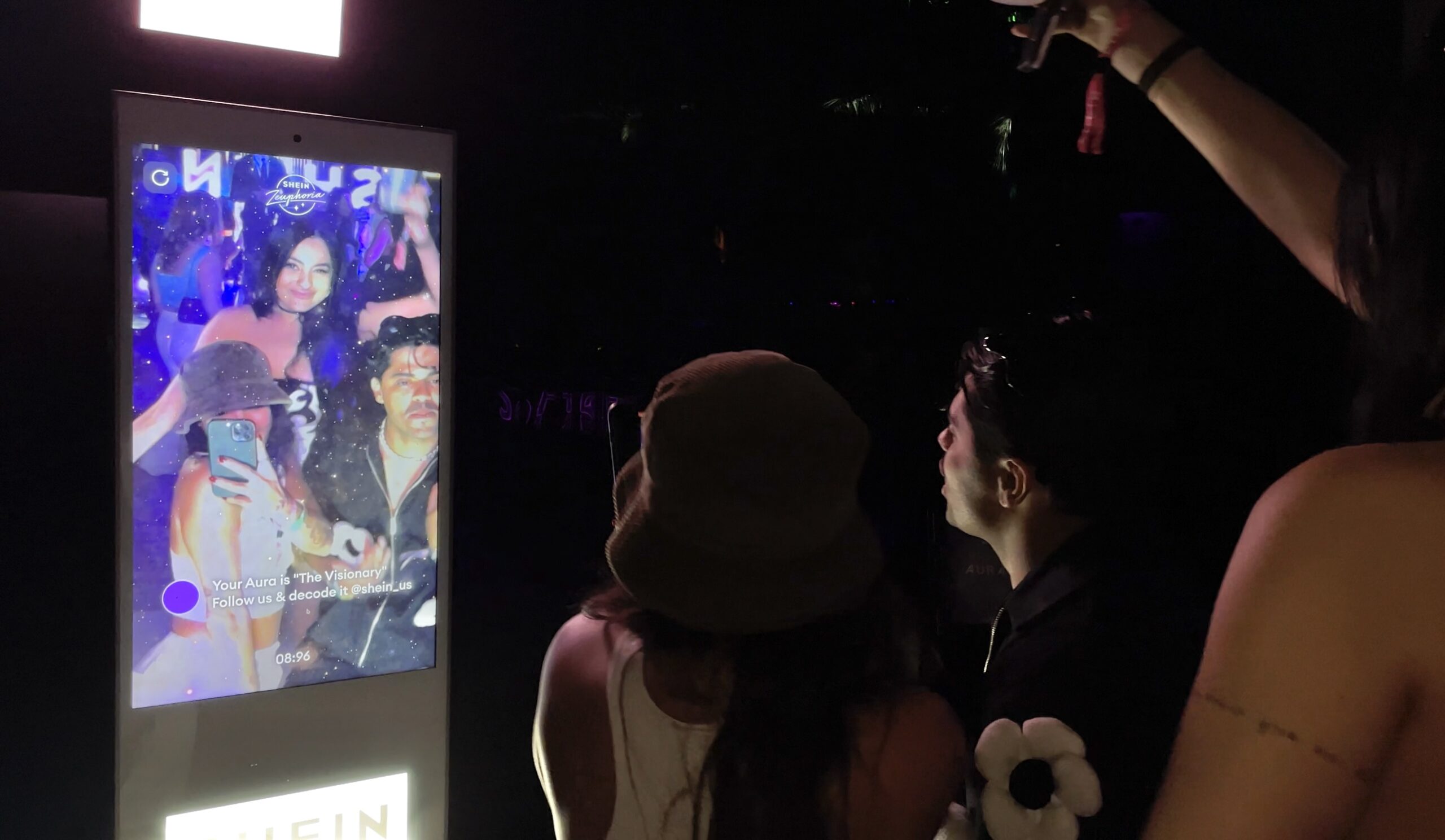 Transform Your Business with AR Mirrors